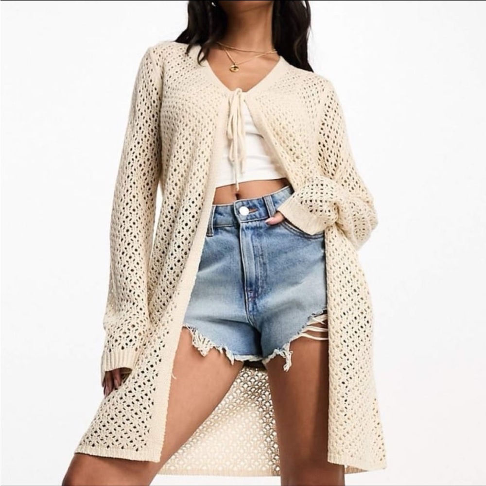 Cardigan sweater